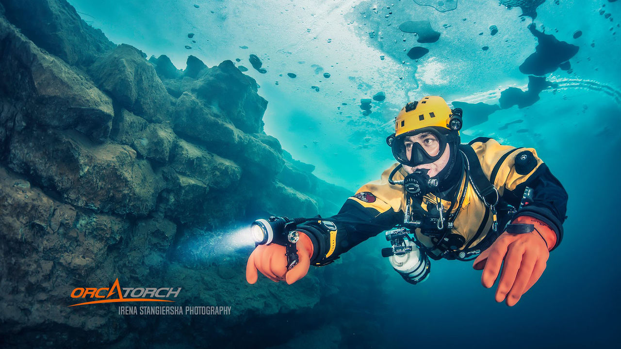 OrcaTorch scuba diving light